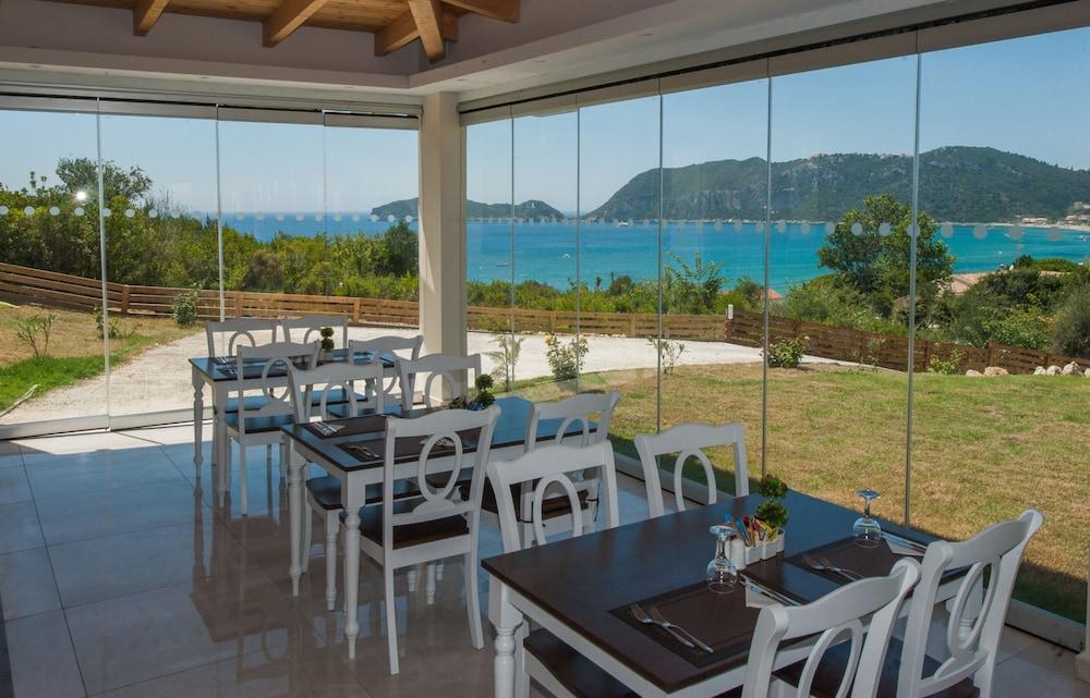 Porto Demo Hotel (Adults Only) Agios Georgios Pagon Eksteriør bilde